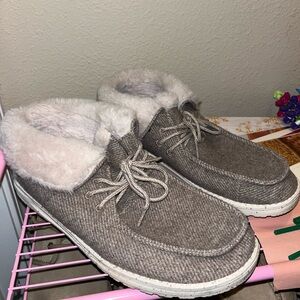 Hey Dude Britt Ankle High Booties